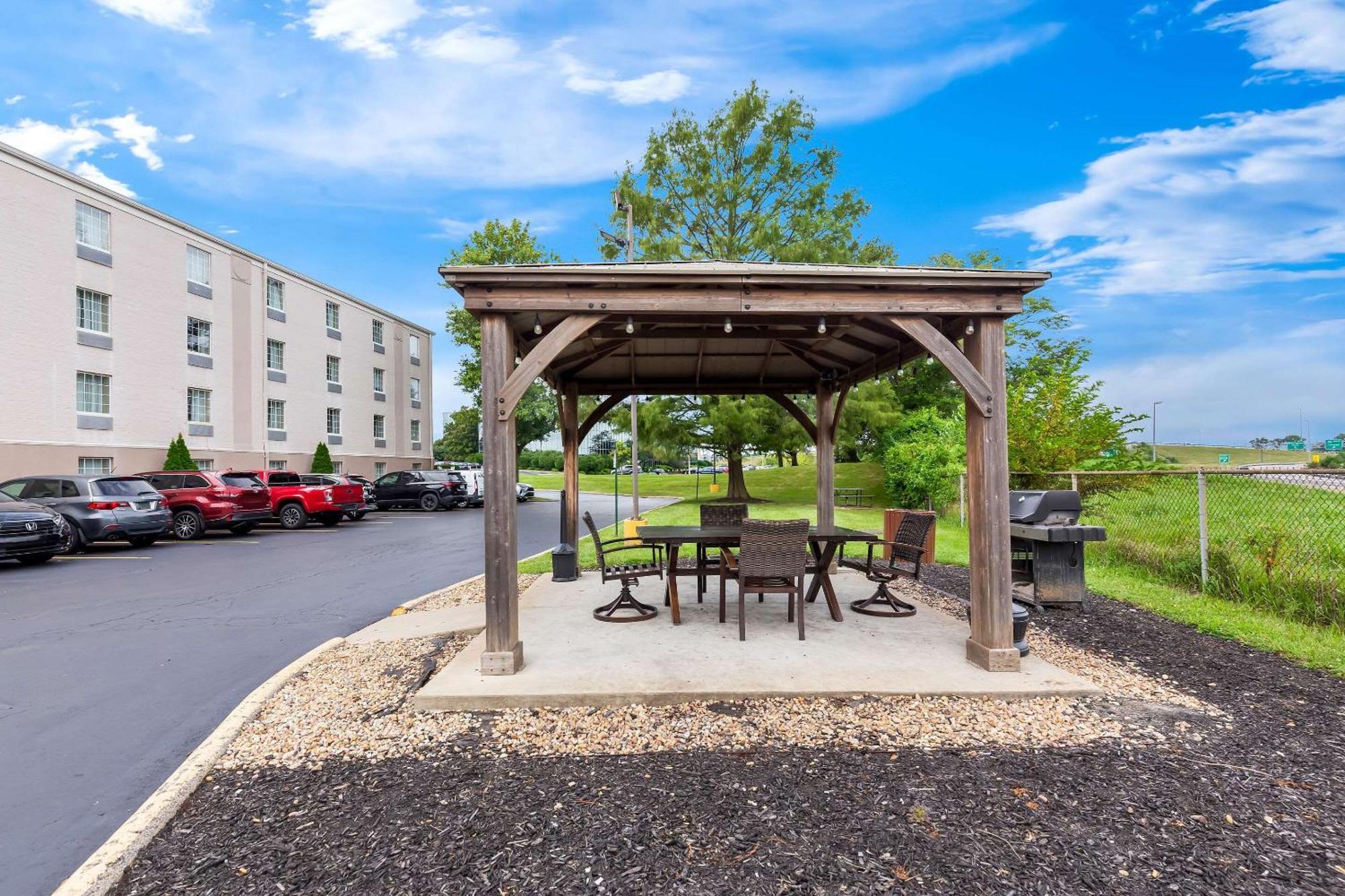 Comfort Inn St Louis - Westport Event Center Maryland Heights Exteriér fotografie